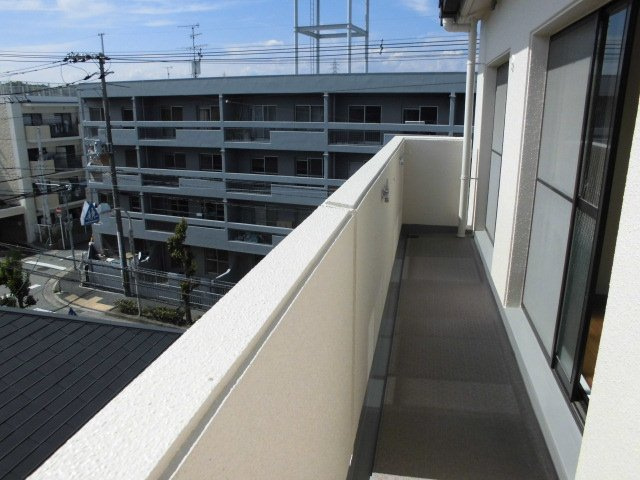エクセル豊中のバルコニー