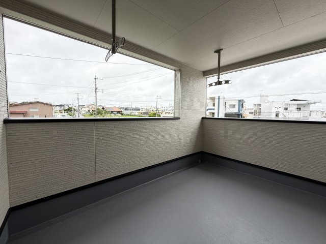 糸満市座波　第3（全4棟）2号棟のバルコニー|2号棟　ルーフバルコニー♪