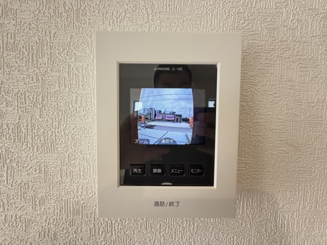 糸満市座波　第3（全4棟）2号棟のセキュリティ|2号棟　TVモニター付きインターフォン♪