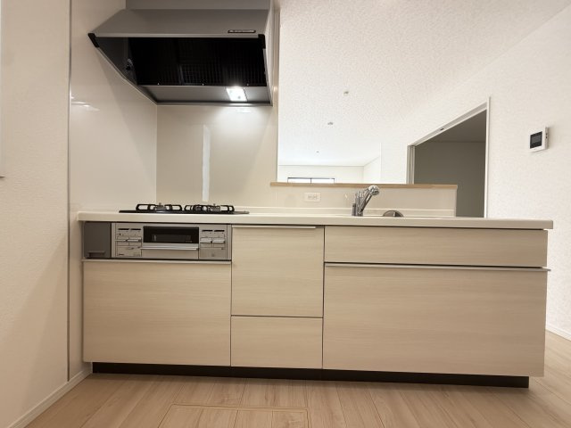糸満市座波　第3（全4棟）2号棟のキッチン|2号棟　使いやすいシステムキッチン♪