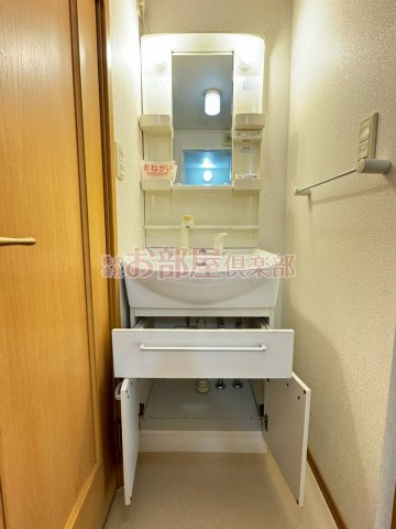 ラミアカーメラ　ドゥエの洗面所