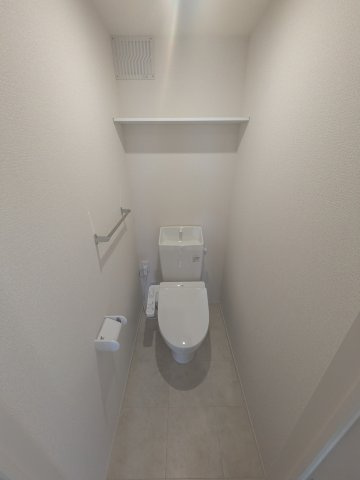 ソレイユ湘南太平台Bのトイレ