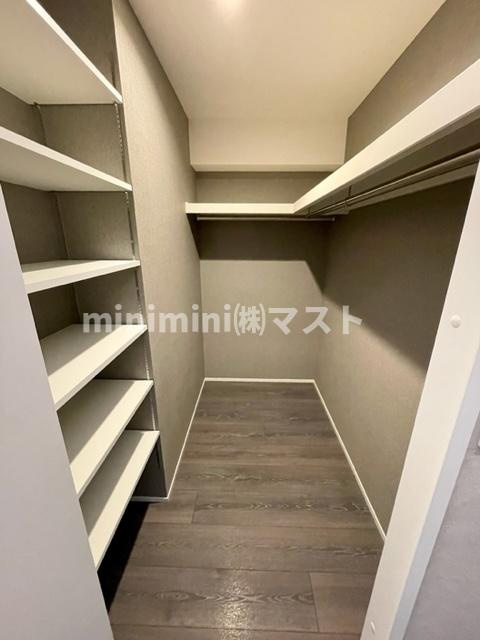 大阪市中央区南船場１丁目の賃貸マンションの収納