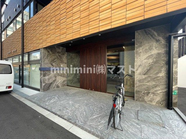 大阪市東成区大今里西２丁目の賃貸マンションのエントランス