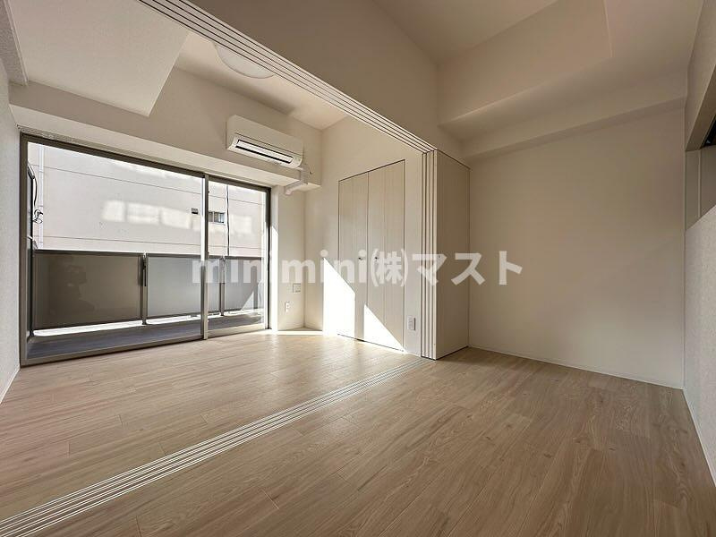 大阪市東成区大今里西２丁目の賃貸マンションの居間・リビング