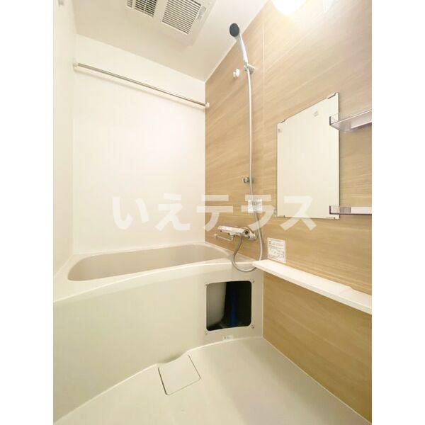 クレストタップ神戸湊町ブランの浴室