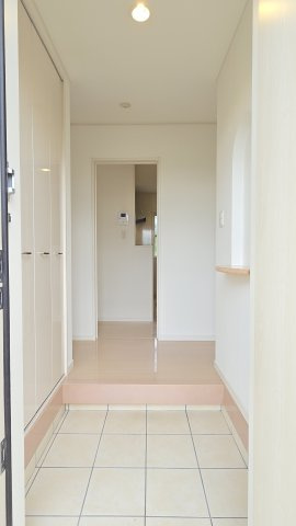 【玄関】 | 藤沢市宮原 中古戸建 全1棟
