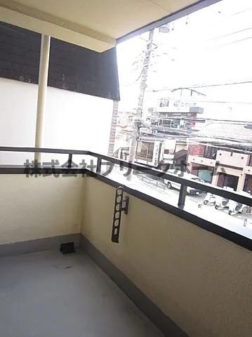武蔵野市吉祥寺南町５丁目の賃貸マンションのバルコニー