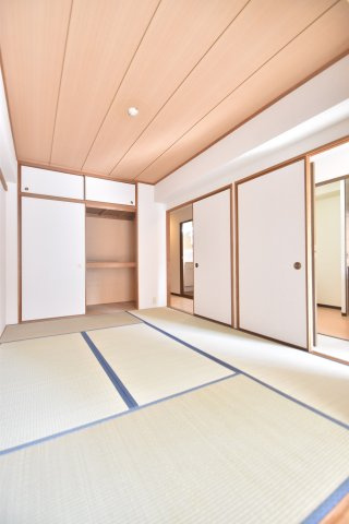 大阪市城東区関目１丁目の賃貸マンションの寝室