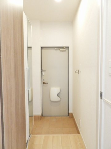 レジレンスパークⅥの玄関|シンプルで使いやすい玄関です