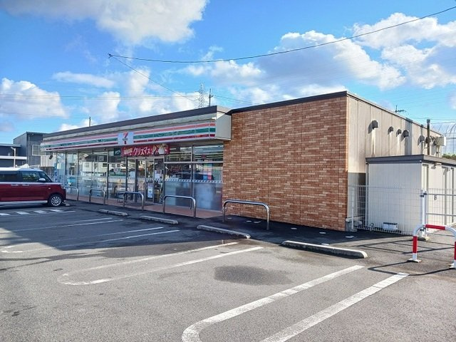 ヒルサイド・ヴィラＭ　Ｂの周辺|セブンイレブン三次東酒屋町店まで500m
