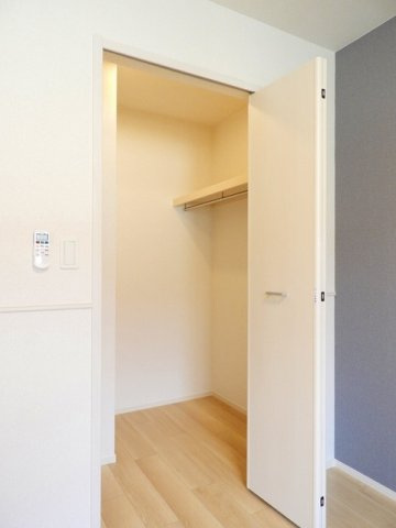 グランディ八重東の収納|こまごまとしたものを収納できそうですね