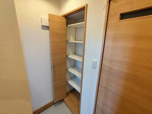 アスコット小田原の玄関