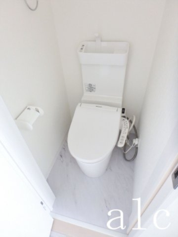 中野区中央４丁目のアパートのトイレ|清潔感のあるトイレです　同仕様