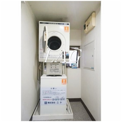 【その他共用部分】 | 柳橋ビル | 共有洗濯機です。