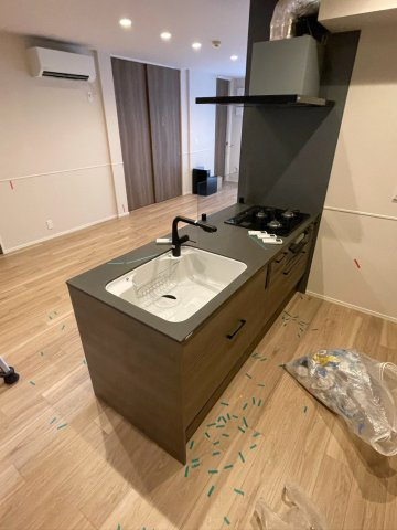プラテリアコート市川のキッチン|★システムキッチン／施工中★
