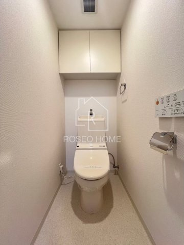 エステムプラザ本町クロスのトイレ
