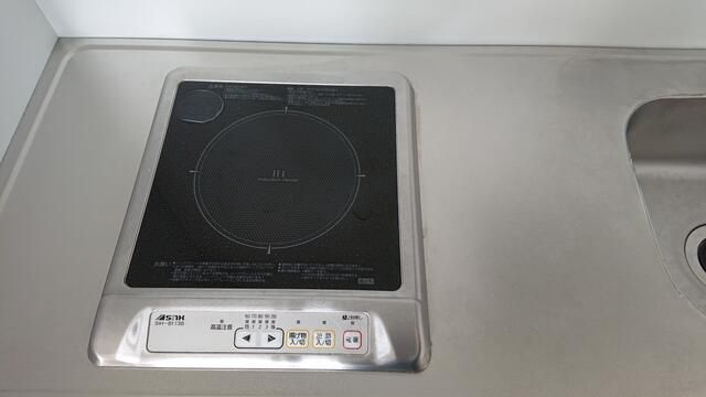 一道ビルのキッチン
