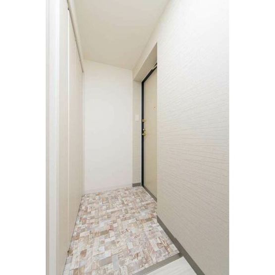 【玄関】FLOS PROVA