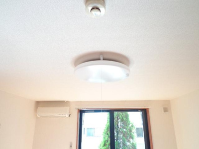 【設備】 | グランドゥール | 照明器具