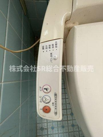 本町中古テラスハウスのトイレ|温水洗浄便座付き♪