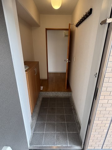 【玄関】