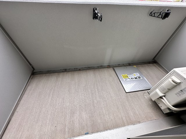 【バルコニー】