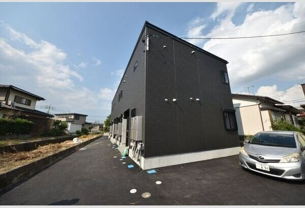 AIZU鳥栖の駐車場|駐車スペースもあります☆