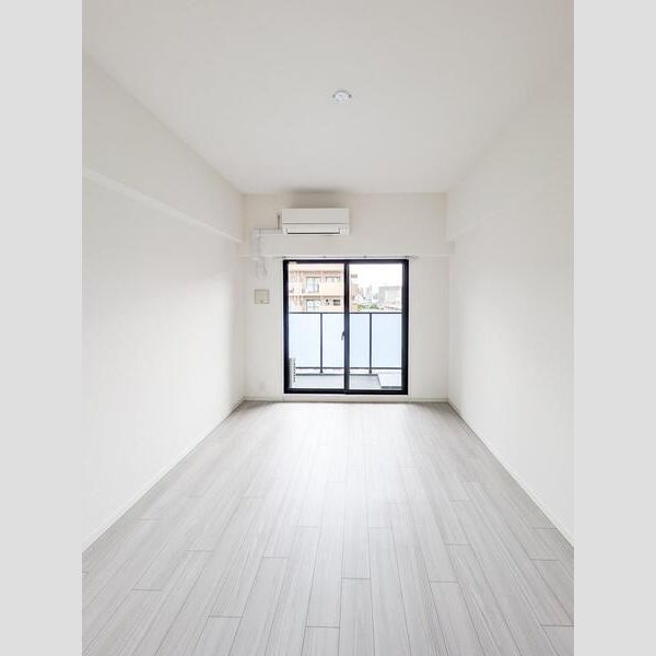 S-RESIDENCE三国WESTの居間・リビング