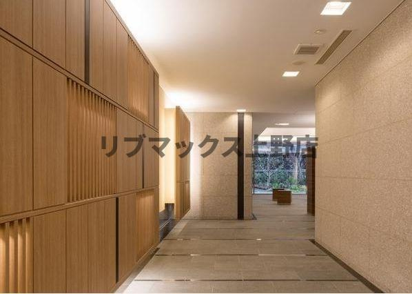 【ロビー】
