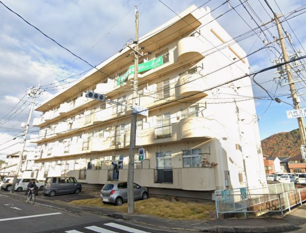 アズーレ若福町の外観