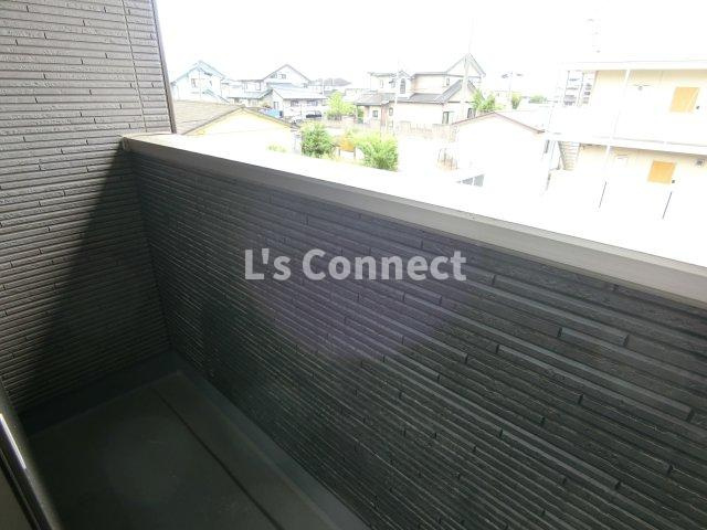 【バルコニー】 | ＷＩＳＰＥＲＩＡ穂波 | ２階のお部屋で晴れた日には洗濯物もたくさん干せます。