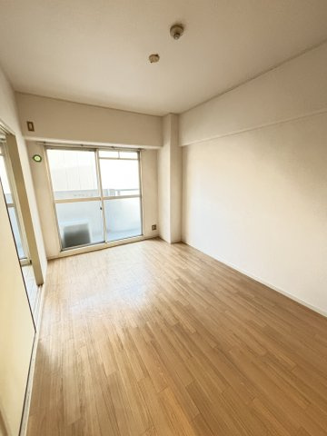 【寝室】 | サンホワイティ豊里