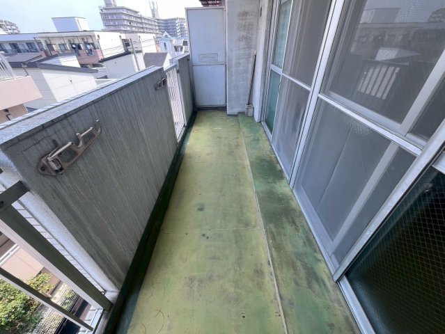 ファースト平野のバルコニー