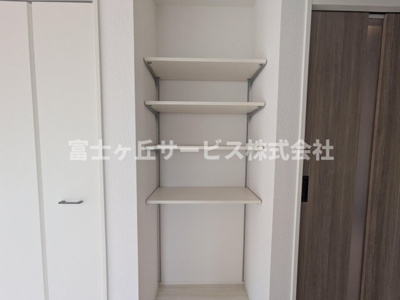 【収納】 | 浜松市中央区三島町 3期 新築一戸建て | キッチン横の収納です