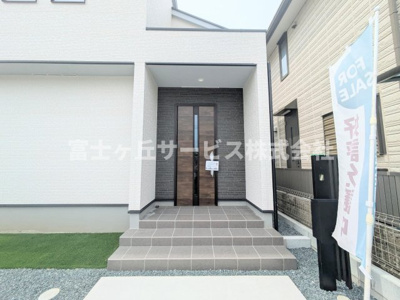 【エントランス】 | 浜松市中央区三島町 3期 新築一戸建て | エントランスです