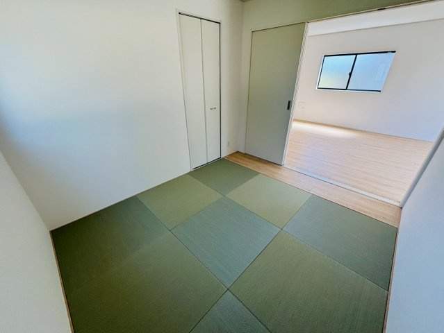クレイドルガーデン／東区沼山津第三／１号棟の和室