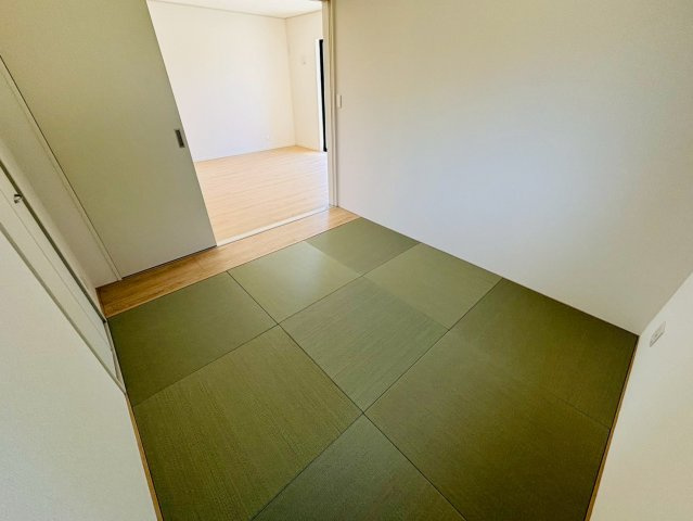 クレイドルガーデン／東区沼山津第三／１号棟の和室
