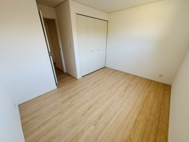 クレイドルガーデン／東区沼山津第三／１号棟の洋室