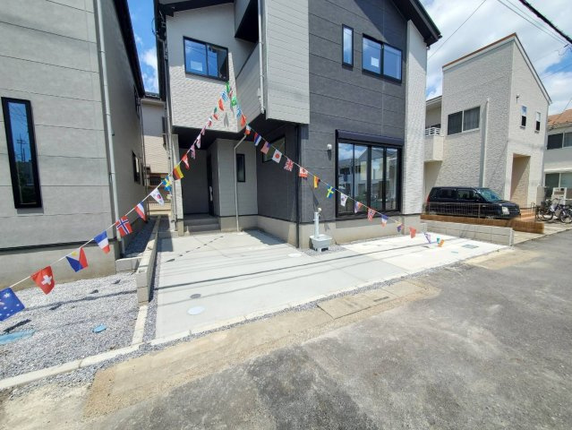 三郷市　戸ケ崎1丁目　新築戸建　全2棟の収納|十分な収納スペースがあります　※家具をCGで加工しており、家具付き販売ではございません。
