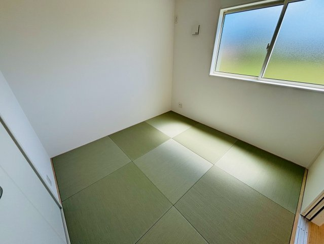 クレイドルガーデン／東区沼山津第三／２号棟の和室