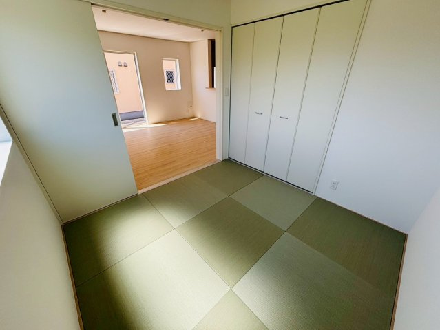 クレイドルガーデン／東区沼山津第三／２号棟の和室