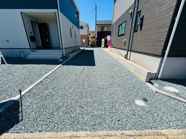 クレイドルガーデン／東区沼山津第三／２号棟の駐車場