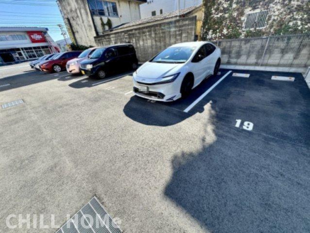 ヘイワレジデンス高崎の駐車場|他社様掲載物件もまとめてご紹介、ご案内可能です(^^)/