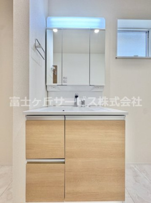 【独立洗面台】 | 豊川市東豊町2丁目 59期 新築一戸建て | 使いやすい独立洗面台です
