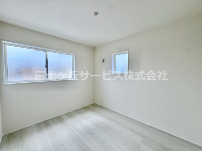 【子供部屋】 | 豊川市東豊町2丁目 59期 新築一戸建て | お子さんと一緒に遊べます