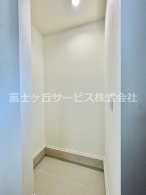 【収納】 | 豊川市東豊町2丁目 59期 新築一戸建て | ちょっとした収納スペースも充実しています