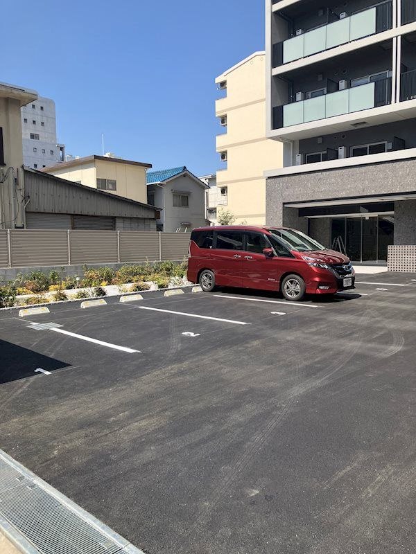 アリビオ大阪港 の駐車場