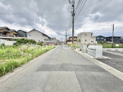 【前面道路含む現地写真】 | 豊川市諏訪西町1丁目 59期 新築一戸建て 1号棟 | 前面道路含む現地写真です
