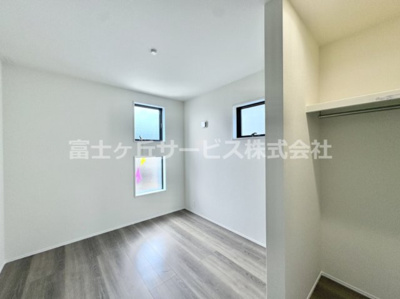【洋室】 | 豊川市諏訪西町1丁目 59期 新築一戸建て 2号棟 | 洋室です